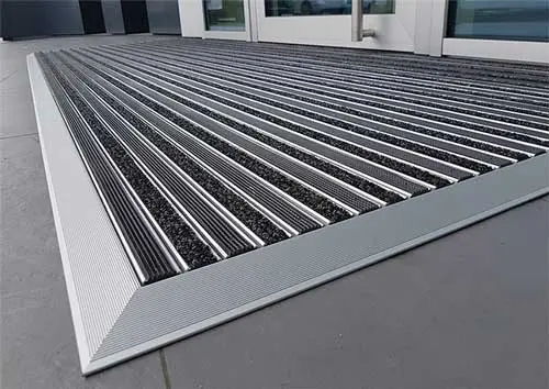 کفپوش آسانسور آلومینیومی