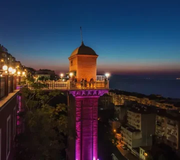 آسانسور تاریخی ازمیر